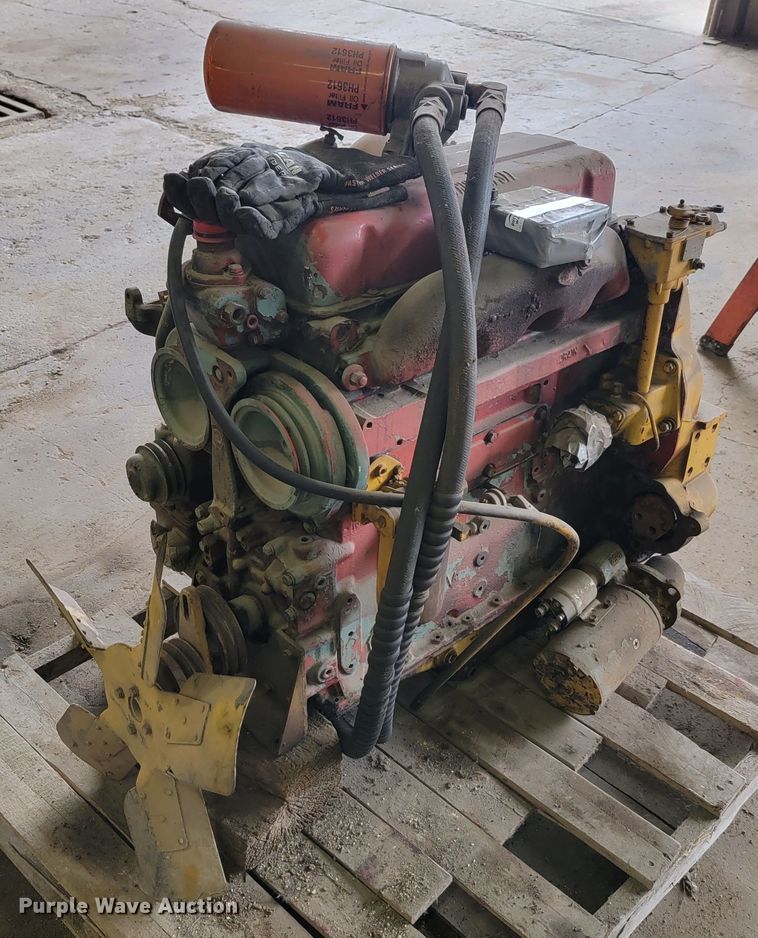 image for item LO9269 Detroit Diesel  engine