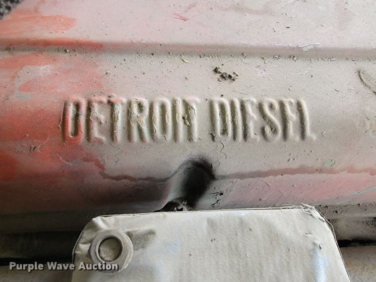 image for item LO9269 Detroit Diesel  engine