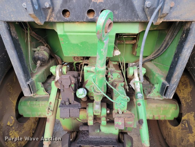 image for item LO9281 1978 John Deere 4440  tractor