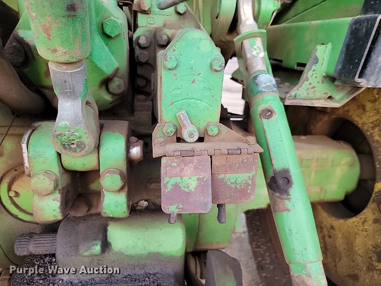 image for item LO9281 1978 John Deere 4440  tractor