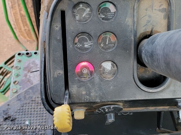 image for item LO9281 1978 John Deere 4440  tractor