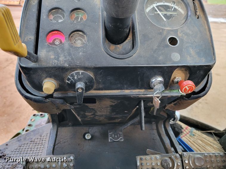 image for item LO9281 1978 John Deere 4440  tractor