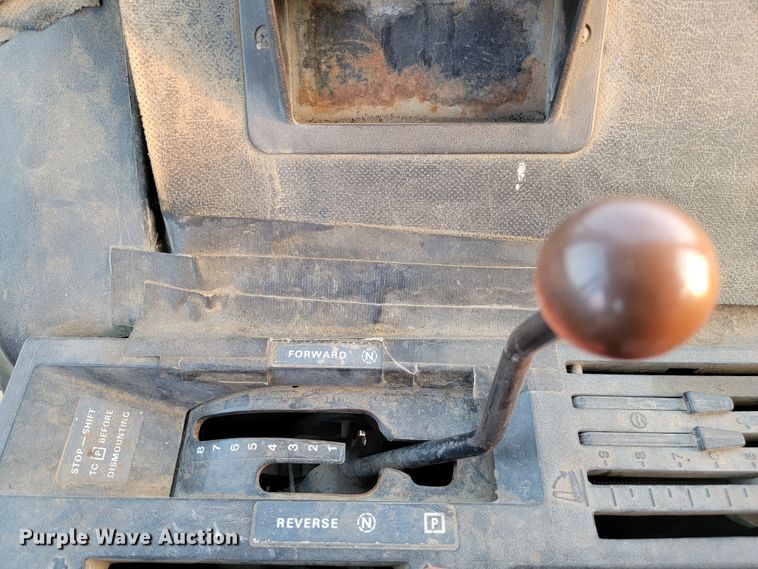 image for item LO9281 1978 John Deere 4440  tractor