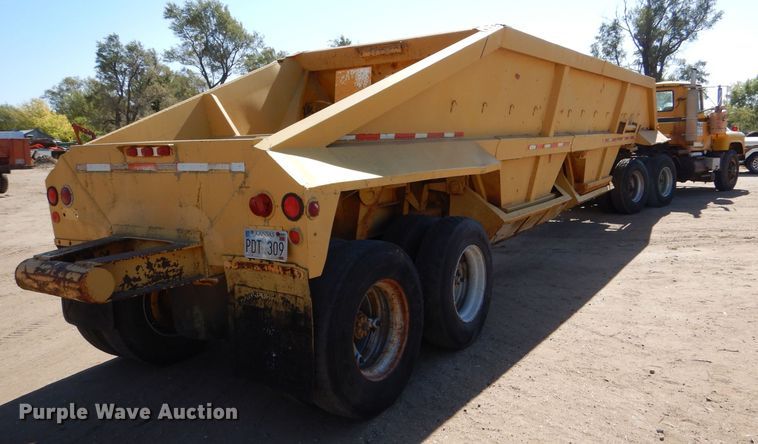 image for item LU9682 1973 Fruehauf  bottom dump trailer
