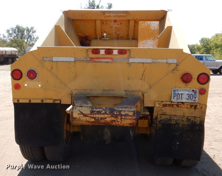 image for item LU9682 1973 Fruehauf  bottom dump trailer