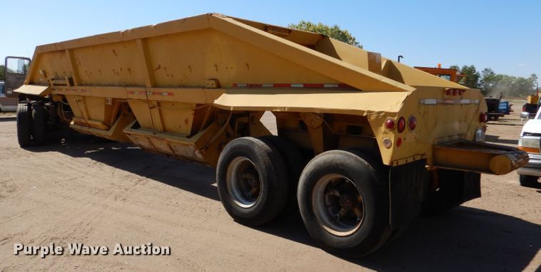 image for item LU9682 1973 Fruehauf  bottom dump trailer