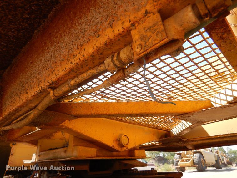 image for item LU9682 1973 Fruehauf  bottom dump trailer