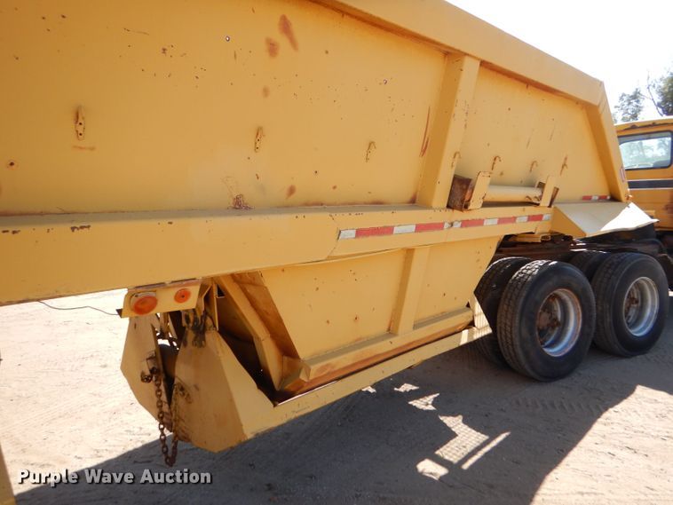image for item LU9682 1973 Fruehauf  bottom dump trailer