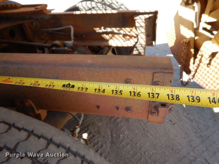 image for item LU9683 1975 Mack RS685LST  semi truck