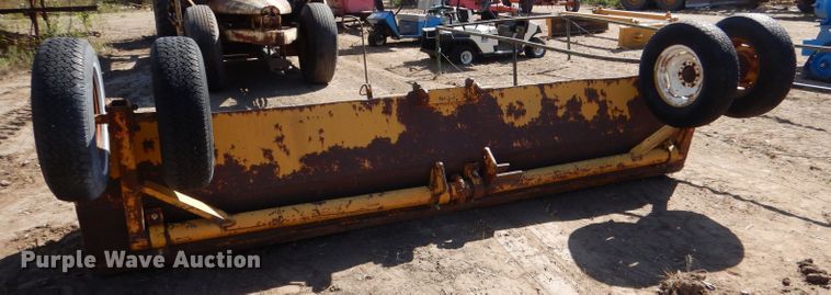 image for item LU9693 Box blade