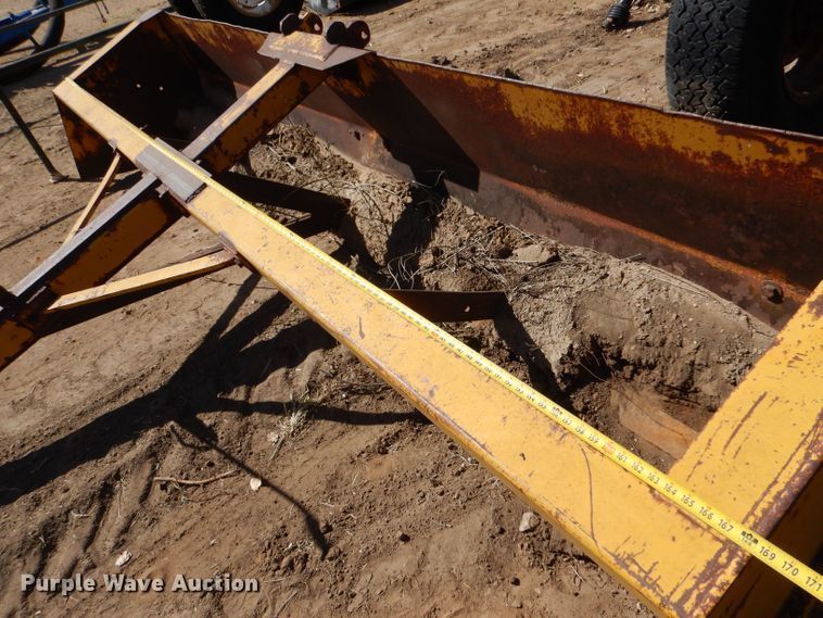 image for item LU9693 Box blade