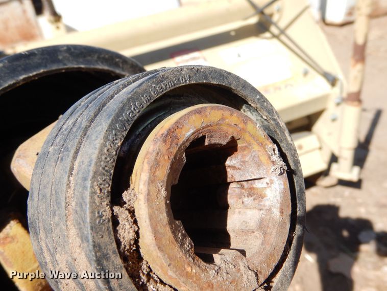 image for item LU9694 Land Pride RTR2570  tiller