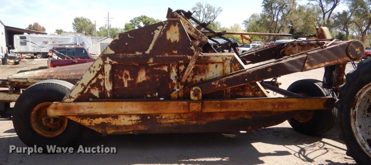 image for item LU9695 Soil Mover 90E  elevating scraper