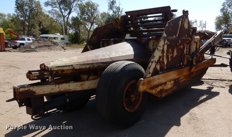 image for item LU9695 Soil Mover 90E  elevating scraper