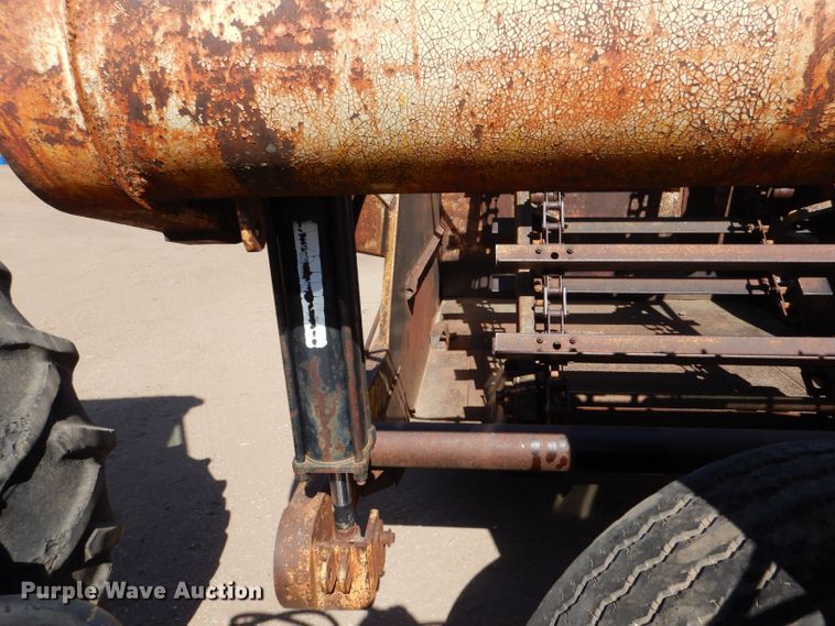 image for item LU9695 Soil Mover 90E  elevating scraper