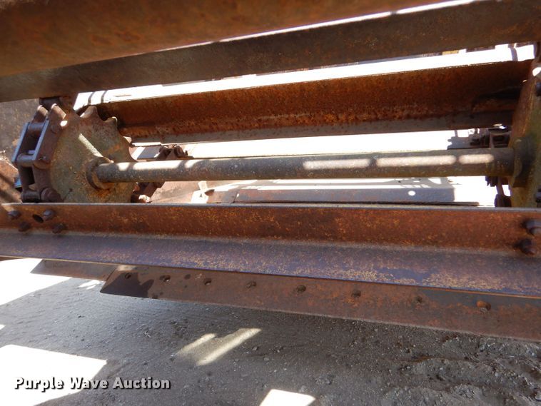 image for item LU9695 Soil Mover 90E  elevating scraper