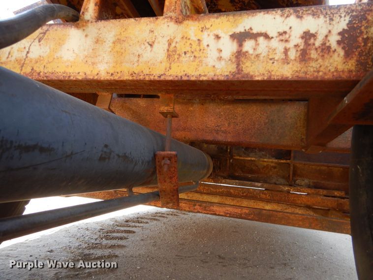 image for item LU9695 Soil Mover 90E  elevating scraper