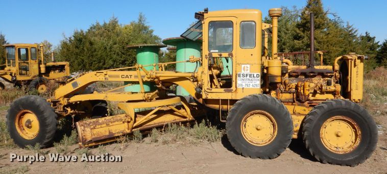 image for item LU9696 Caterpillar 12  rigid frame motor grader