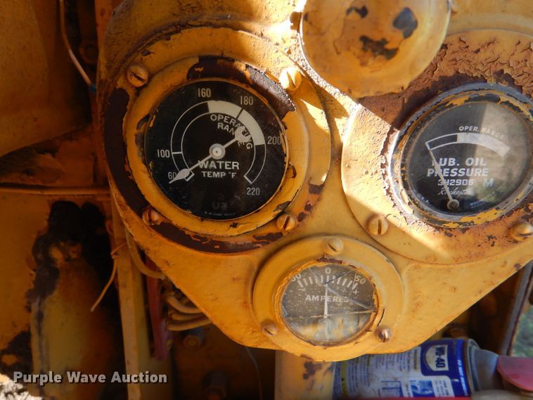 image for item LU9696 Caterpillar 12  rigid frame motor grader