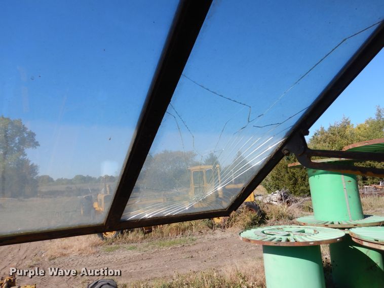 image for item LU9696 Caterpillar 12  rigid frame motor grader