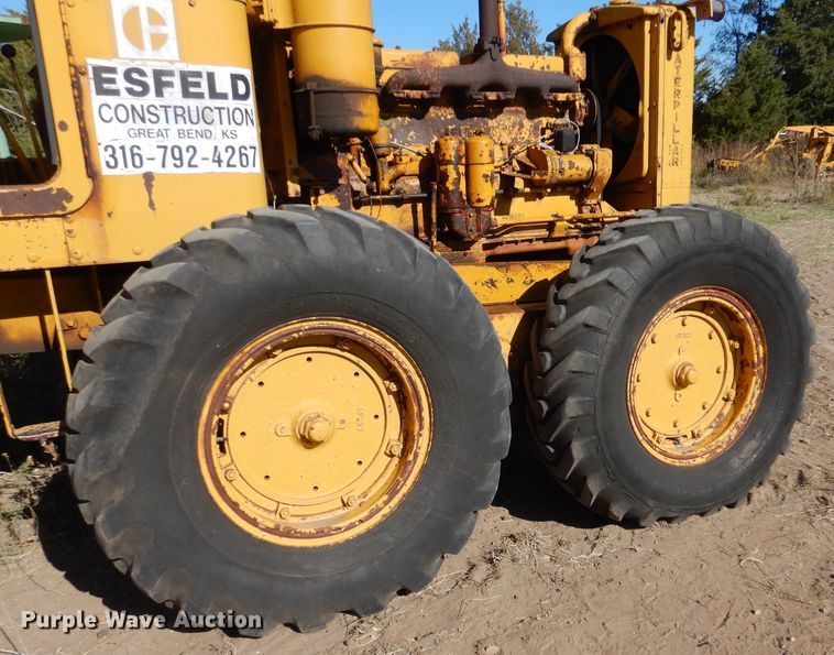 image for item LU9696 Caterpillar 12  rigid frame motor grader