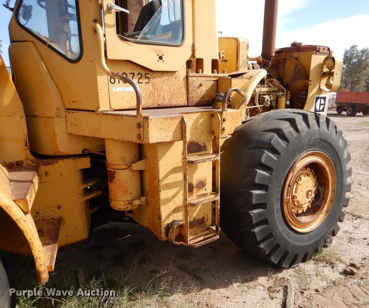 image for item LU9697 1979 Caterpillar 966C  wheel loader