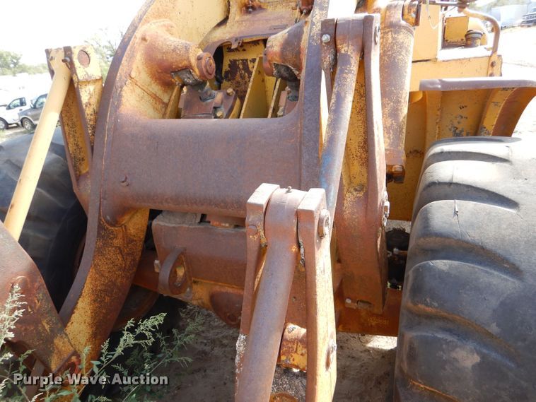 image for item LU9697 1979 Caterpillar 966C  wheel loader
