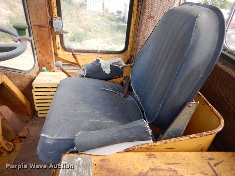 image for item LU9697 1979 Caterpillar 966C  wheel loader