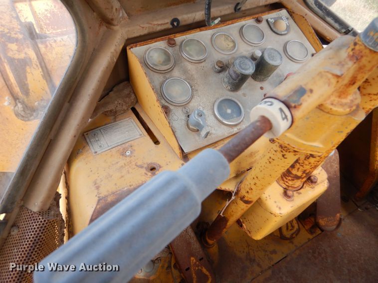 image for item LU9697 1979 Caterpillar 966C  wheel loader