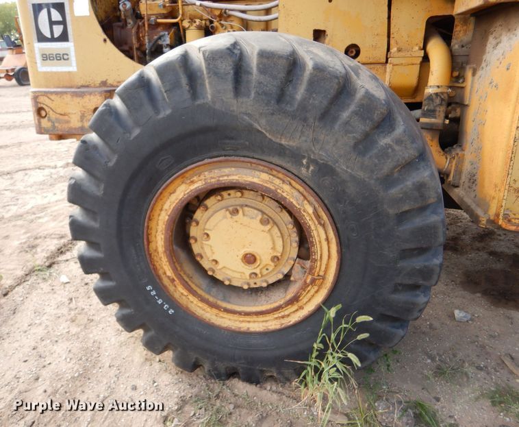 image for item LU9697 1979 Caterpillar 966C  wheel loader