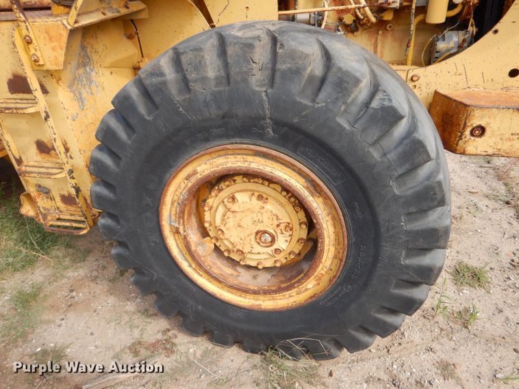 image for item LU9697 1979 Caterpillar 966C  wheel loader