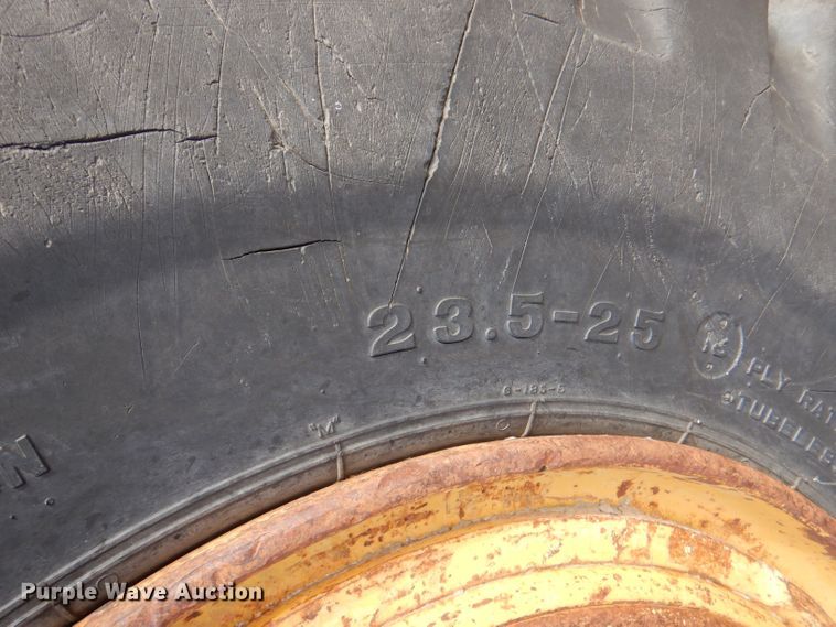 image for item LU9697 1979 Caterpillar 966C  wheel loader