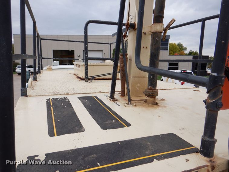 image for item MF9241 2006 Sterling Acterra  hydroseeder truck