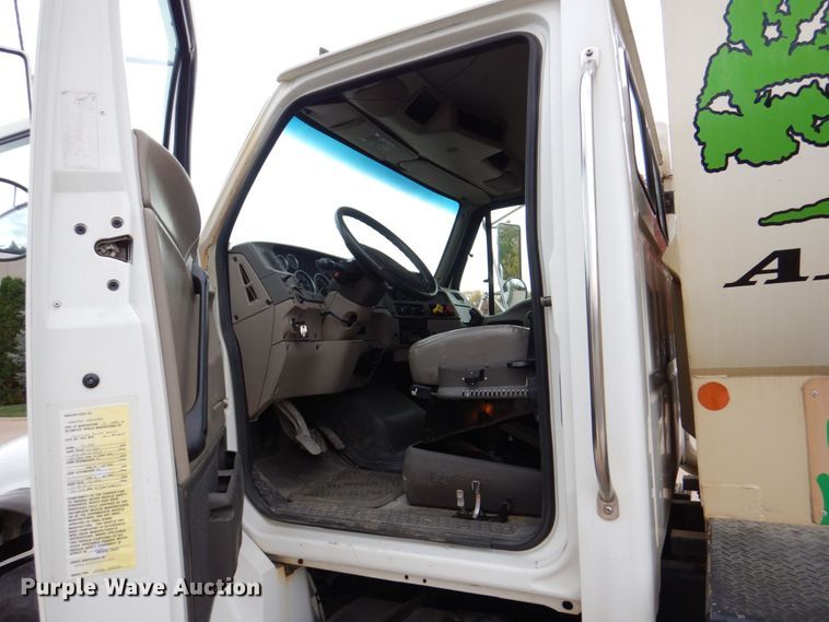 image for item MF9241 2006 Sterling Acterra  hydroseeder truck