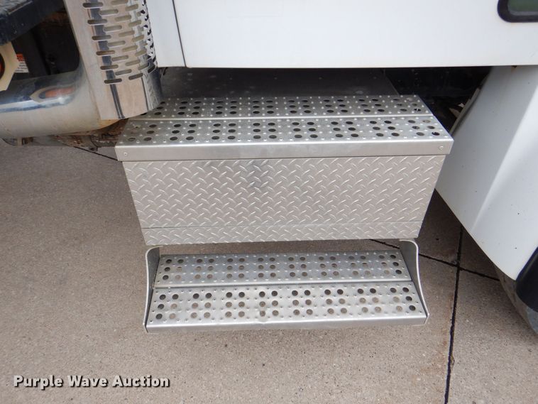 image for item MF9241 2006 Sterling Acterra  hydroseeder truck