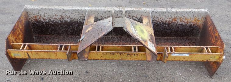 image for item MF9243 Bush Hog BX-720  box blade