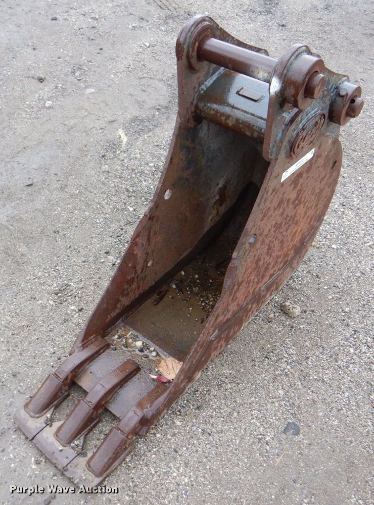 image for item MF9245 Geith  excavator bucket