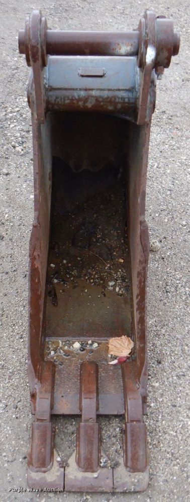 image for item MF9245 Geith  excavator bucket