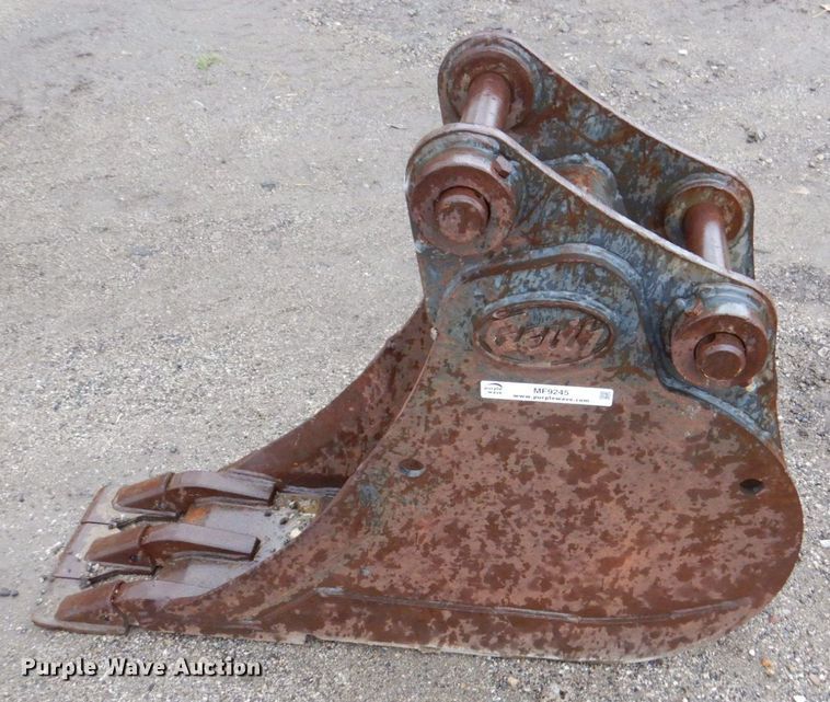 image for item MF9245 Geith  excavator bucket