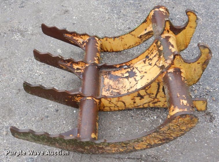 image for item MF9247 30" W excavator thumb