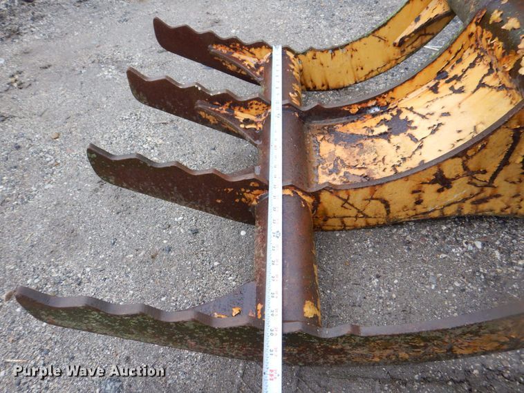 image for item MF9247 30" W excavator thumb