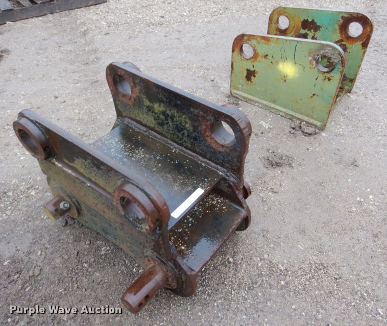 image for item MF9251 (2) excavator attachments