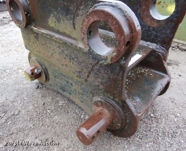 image for item MF9251 (2) excavator attachments