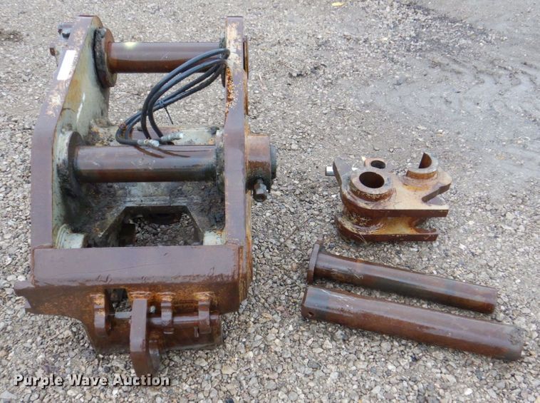 image for item MF9252 CF  excavator hydraulic quick coupler