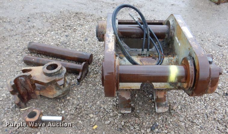 image for item MF9252 CF  excavator hydraulic quick coupler