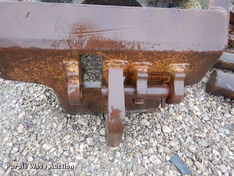 image for item MF9252 CF  excavator hydraulic quick coupler