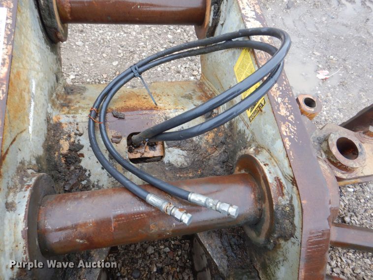 image for item MF9252 CF  excavator hydraulic quick coupler