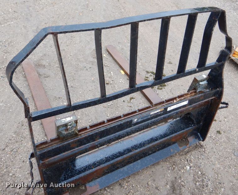 image for item MF9254 John Deere  skid steer forks