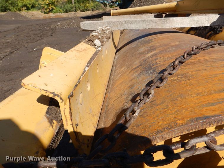 image for item MF9256 Holmes Rollerblade 16F  box blade