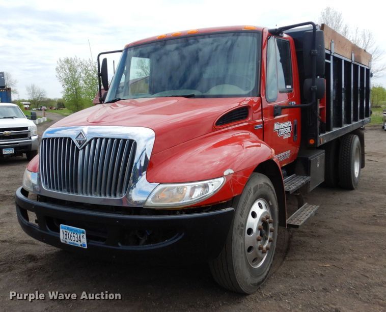 image for item MF9607 2009 International DuraStar 4300  dump truck